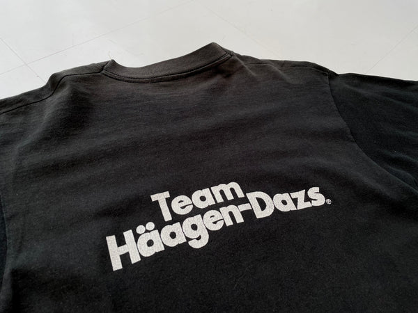 90s Vintage Hagen Dazs “Team Haagen-Dazs” T-shirt Black – NO 90s Vintage Hagen Dazs “Team Haagen-Dazs” T-shirt Black – NO